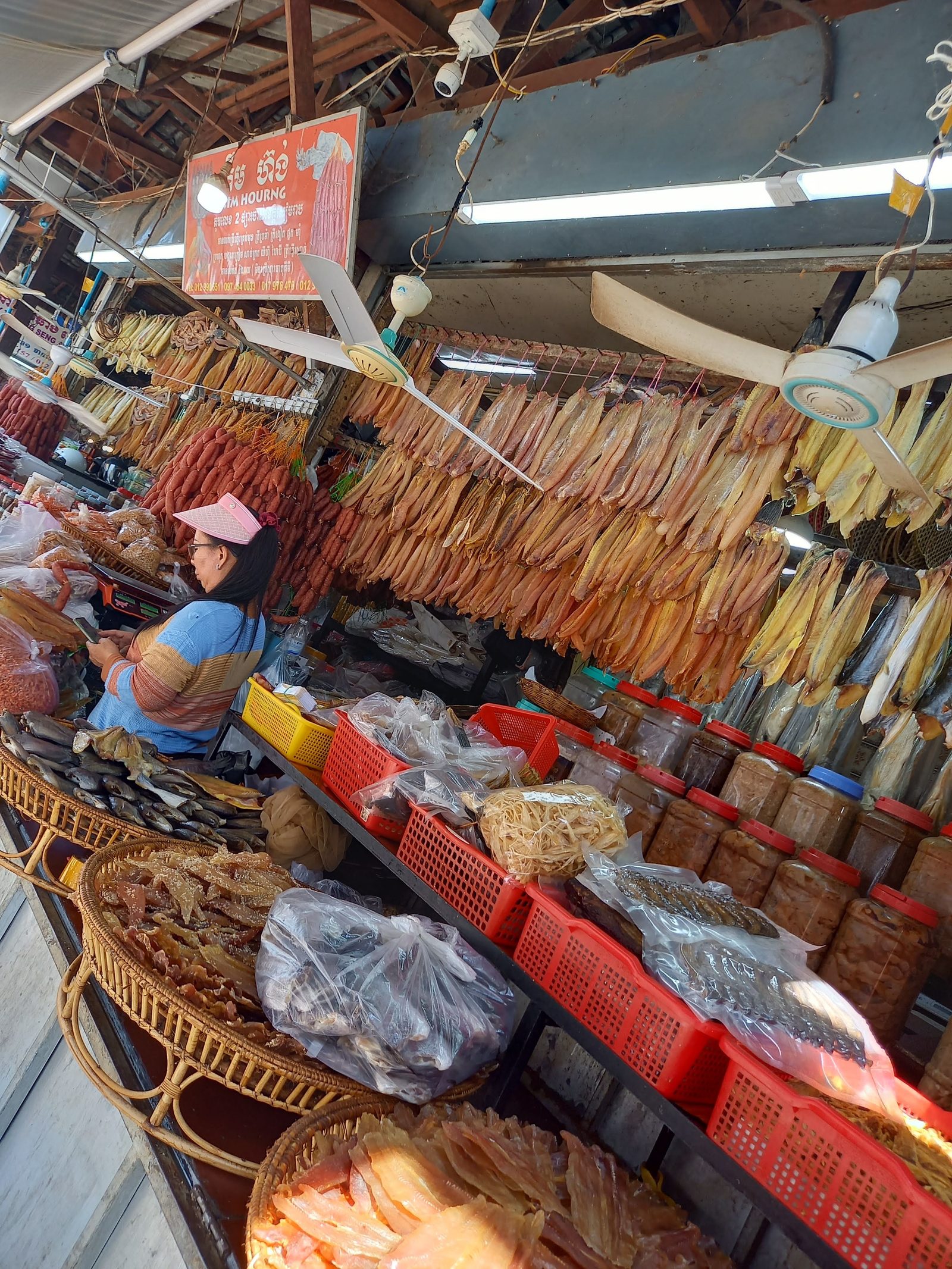 市場の干し魚